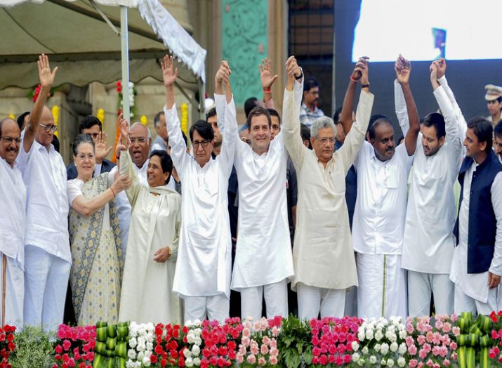 कर्नाटक में कांग्रेस-JDS की चुनावी दिवाली, उपचुनाव की 5 में से 4 सीटें जीती