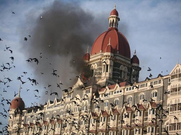 राकेश मारिया ने किताब में कहा लश्कर 26/11 हमले को हिंदू आतंकवाद साबित करना चाहता था