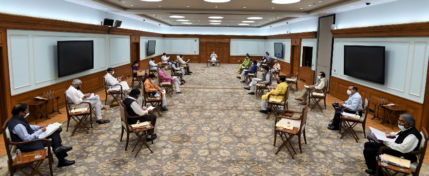 प्रधानमंत्री नरेन्‍द्र मोदी ने ग्रामीण भारत को ऐतिहासिक प्रोत्‍साहन देने के लिए कैबिनेट बैठक की अध्‍यक्षता की