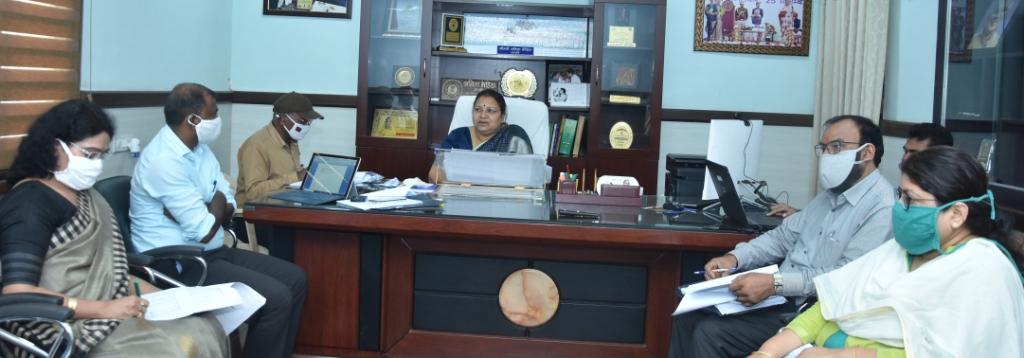 महिला बाल विकास मंत्री ने की विभागीय कामकाज की समीक्षा : मुख्यमंत्री सुपोषण अभियान का जवाबदेही के साथ पालन के निर्देश