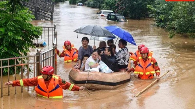बारिश-बाढ़ और भूकंप, आपदाओं से चीन पस्त
