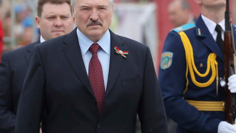 बेलारूस चुनाव: सरकार विरोधी प्रदर्शन तेज, राष्ट्रपति बोले- मुझे मार दो गोली…