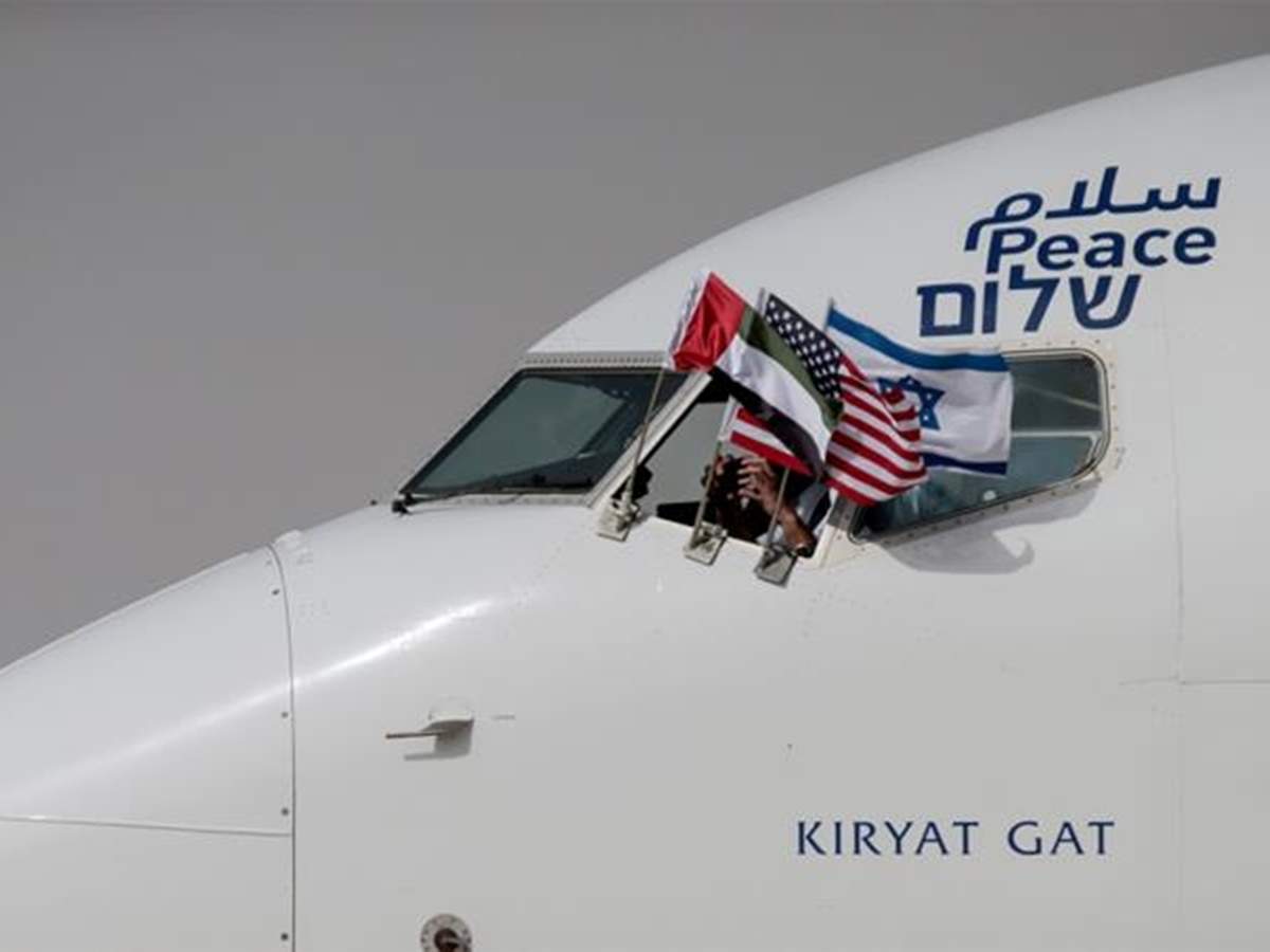 पहली बार इजरायल से यूएई पहुंची सीधी फ्लाइट, सऊदी के ऊपर से उड़कर रचा इतिहास