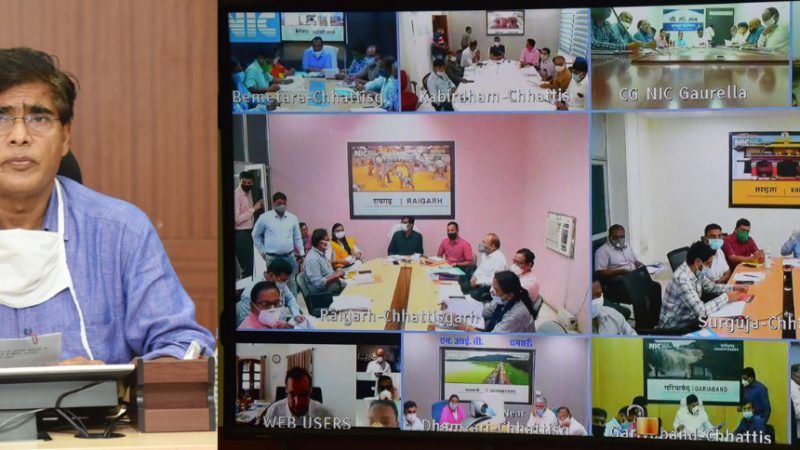 राज्य शासन की प्राथमिकता के कार्यो में तेजी लाने के निर्देश : मुख्य सचिव की वीडियो कॉन्फ्रेंसिंग