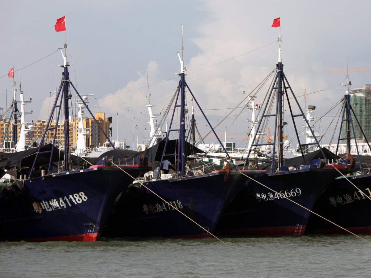 दक्षिणी चीन सागर में बढ़ा बवाल, मलेशिया ने चीन के 6 जहाजों को घेरा, 60 हिरासत में
