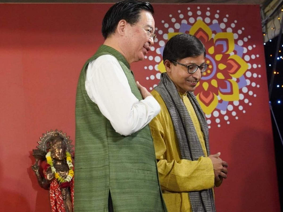 ताइवान में मनी दिवाली, विदेश मंत्री ने भारत को बताया 'प्यारा एशियाई पड़ोसी'