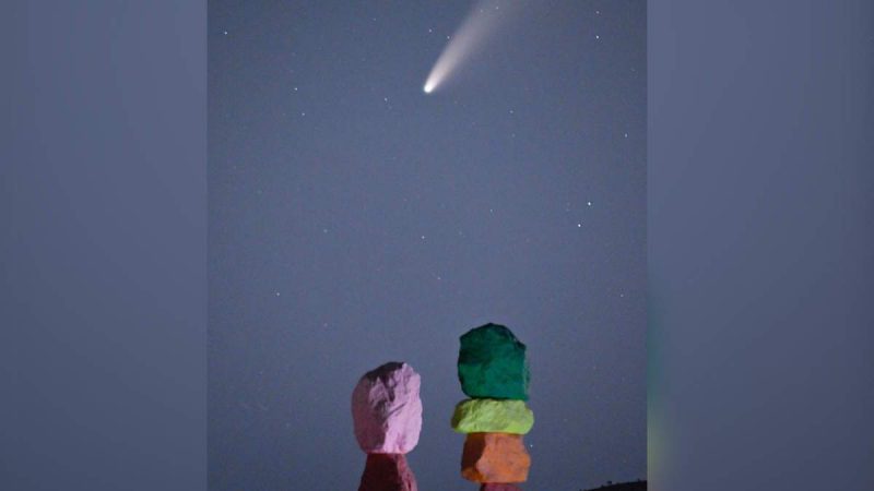 Comet NEOWISE लाया COVID-19 की महामारी? ऐस्ट्रोनॉमर ने गिनाया जब आपदाओं के आसपास दिखे धूमकेतु