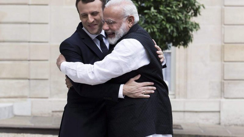 आतंकवाद-कट्टरपंथ के खिलाफ भारत-फ्रांस एक साथ, पीएम मोदी ने मैक्रों को दिया न्योता