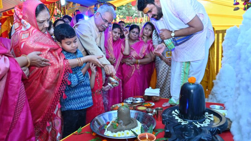 मुख्यमंत्री निवास में धूमधाम से मनाया गया तीजा-पोरा तिहार : मुख्यमंत्री बघेल ने करु भात खिलाने से लेकर साज-श्रृंगार और विदाई की निभाई रस्में