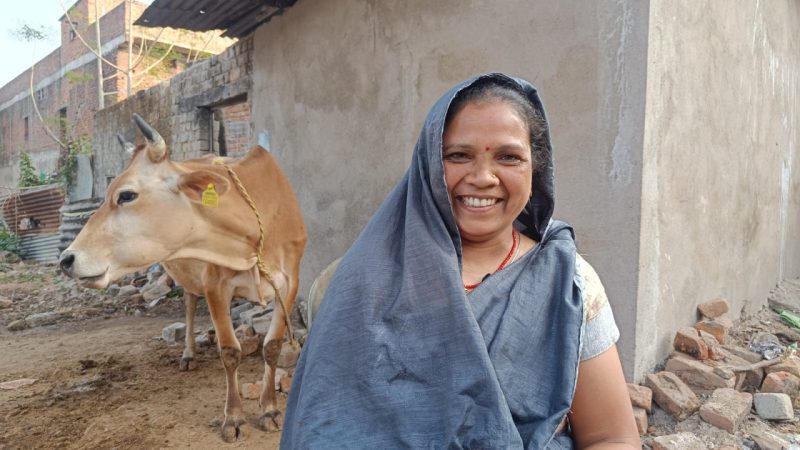 अम्बिकापुर : मुद्रा योजना की बदौलत खड़ा किया अपना डेयरी का व्यवसाय, ज़ीरो से शुरू कर आज बनाया अपना मुकाम