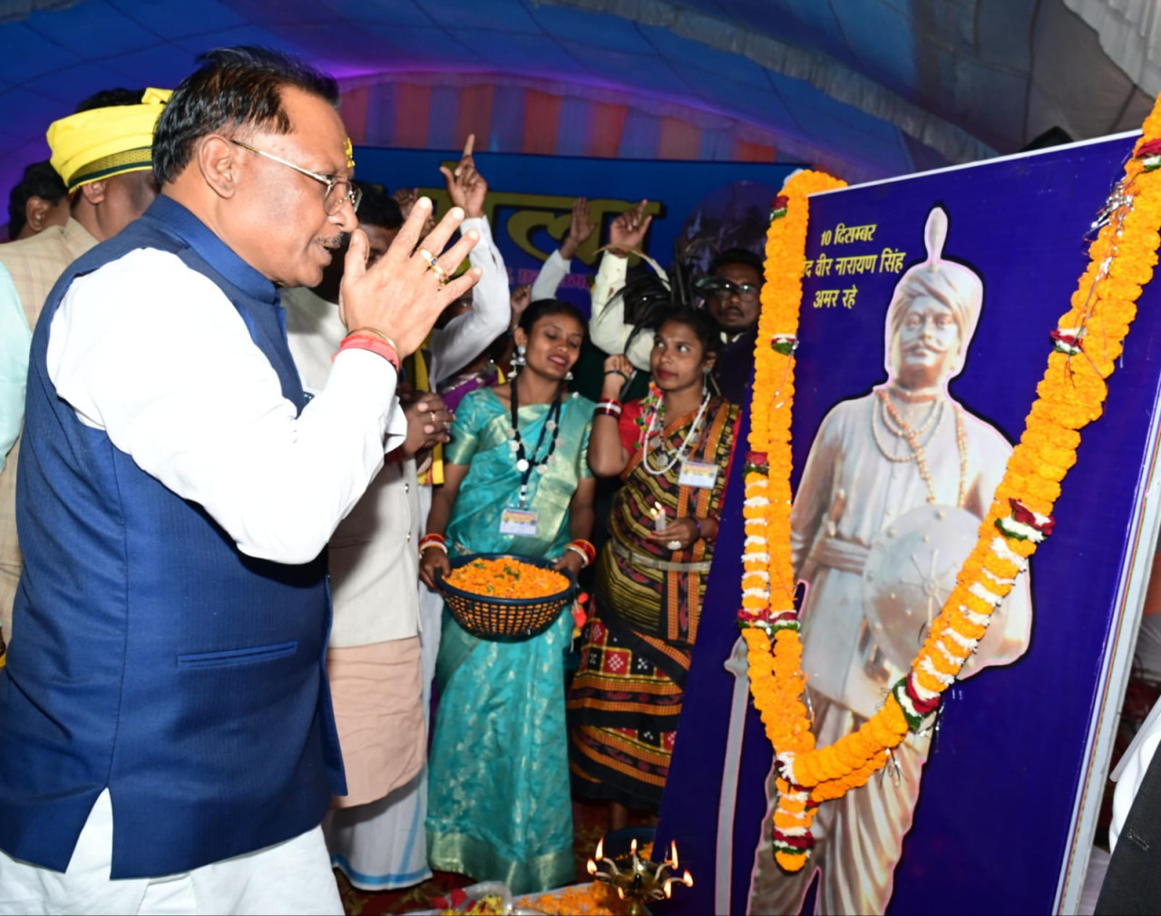 शहीद वीर नारायण सिंह का बलिदान हम सबक़े लिए प्रेरणादायक -मुख्यमंत्री साय