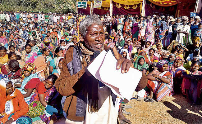 घाघरा के नक्सल प्रभावित तुसगांव में जनता दरबार,