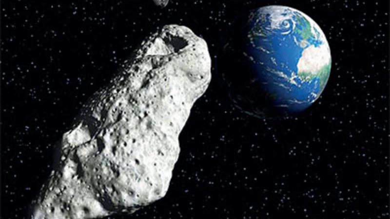 चांद और धरती के बीच से गुजरेगा Asteroid, 10 साल तक कोई नहीं आएगा इतने करीब