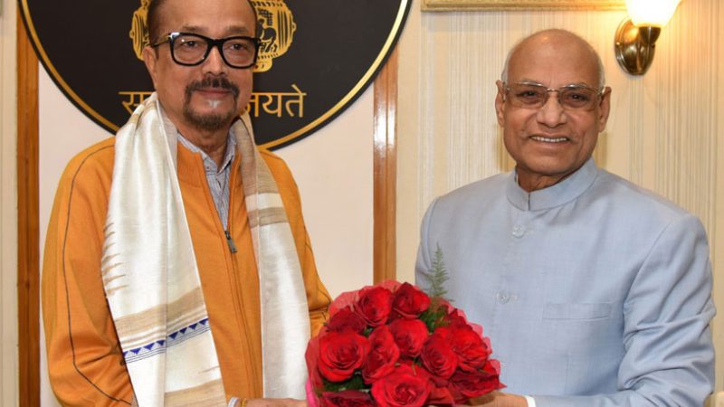 राज्यपाल डेका से रमेश बैस ने की सौजन्य मुलाकात