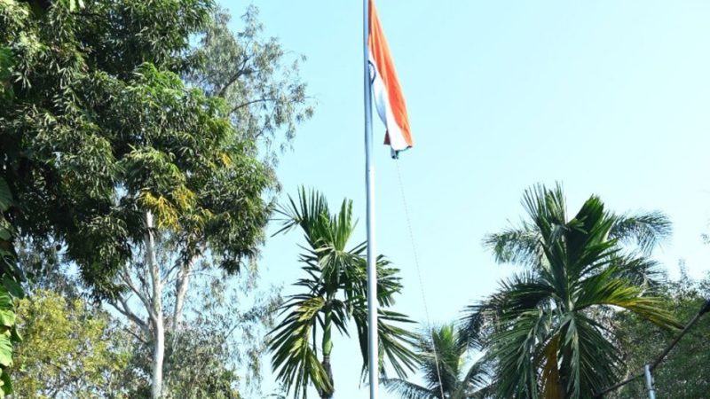 गणतंत्र दिवस : मुख्यमंत्री निवास कार्यालय में राष्ट्रीय ध्वज फहराया गया