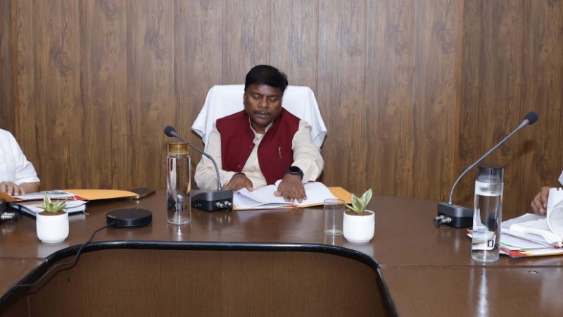 वन मंत्री केदार कश्यप की अध्यक्षता में आईडीसी की बैठक सम्पन्न