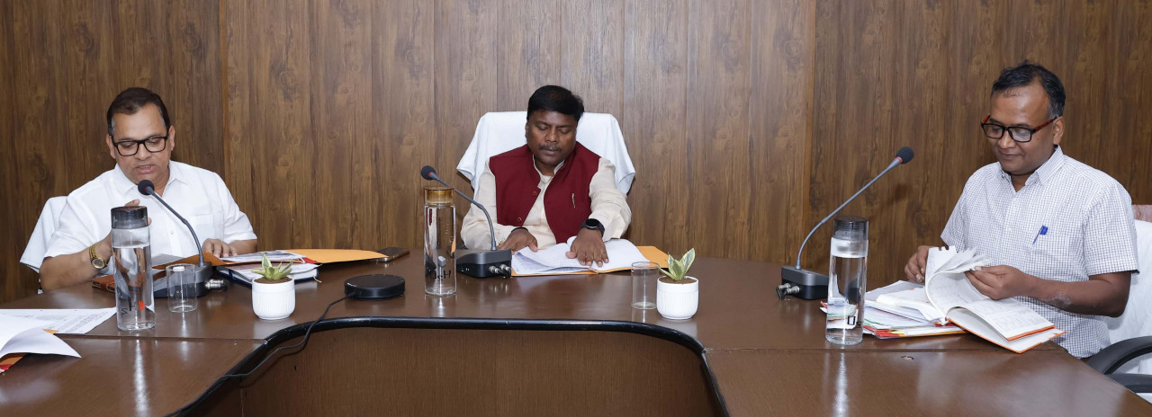 वन मंत्री केदार कश्यप की अध्यक्षता में आईडीसी की बैठक सम्पन्न