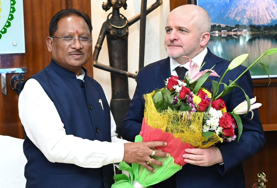 मुख्यमंत्री साय से पोलैंड की विदेशी मामलों की समिति के प्रतिनिधिमंडल ने की मुलाकात