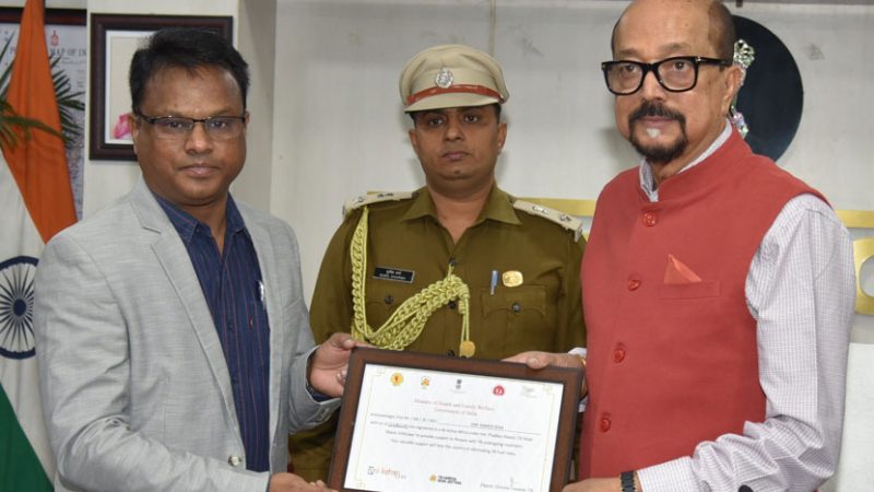 60 टी.बी मरीजों के लिए निःक्षय मित्र बने राज्यपाल डेका