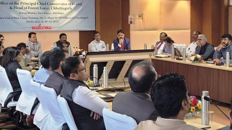 छत्तीसगढ़ में वन प्रबंधन की सर्वश्रेष्ठ प्रक्रियाओं का अध्ययन करने पहुंचा आईएफएस अधिकारियों का दल
