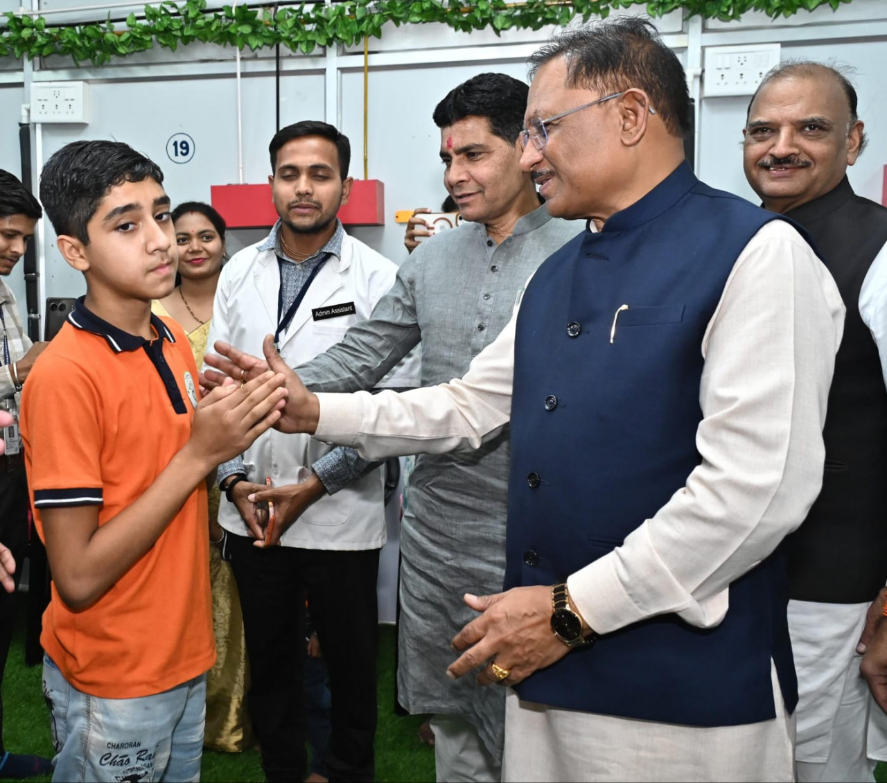 मुख्यमंत्री विष्णु देव साय ने किया मनोविकास केंद्र का अवलोकन