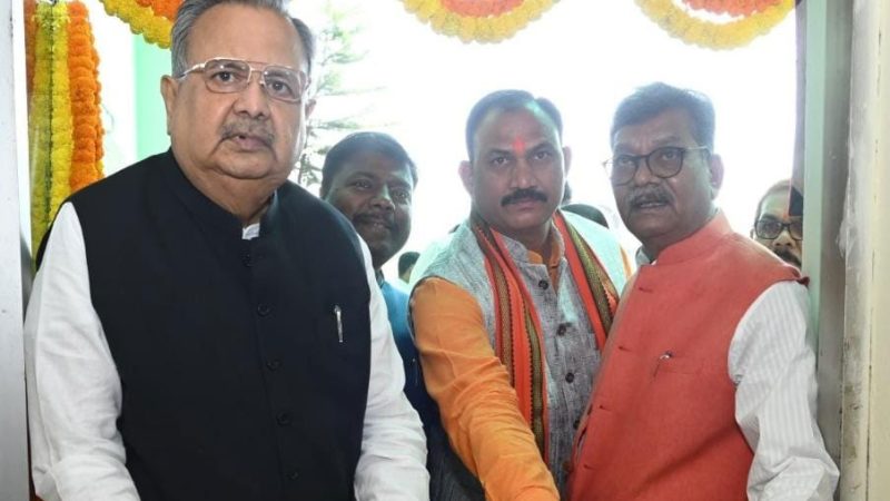 विधानसभा अध्यक्ष डॉ.रमन सिंह ने विधानसभा परिसर में तीन दिवसीय स्वास्थ्य परीक्षण शिविर का किया शुभारंभ