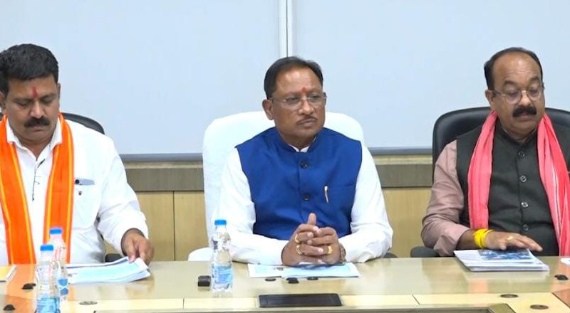 मुख्यमंत्री विष्णु देव साय का ग्रीष्मकाल में पेयजल की उपलब्धता सुनिश्चित करने पर जोर