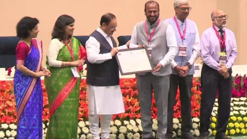 विश्व क्षय दिवस पर छत्तीसगढ़ को मिला राष्ट्रीय सम्मान : टीबी मुक्त ग्राम पंचायत अभियान में उल्लेखनीय उपलब्धि पर देश में प्रथम स्थान