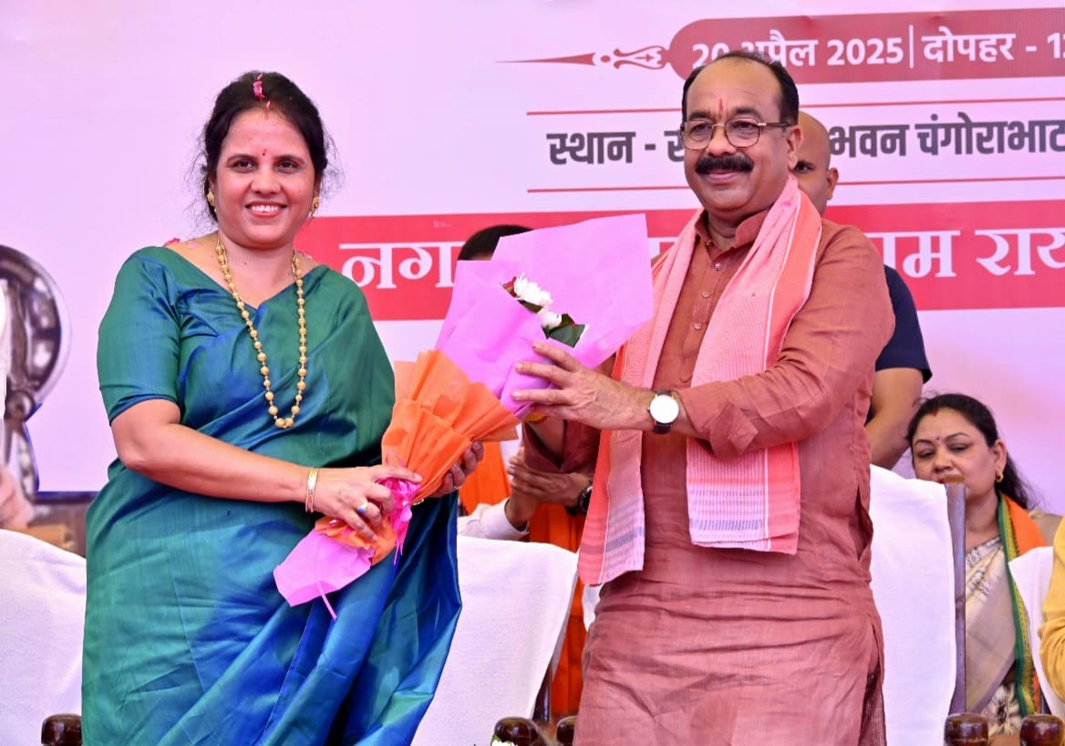 उप मुख्यमंत्री अरुण साव ने महतारी सिलाई केंद्र का किया शुभारंभ