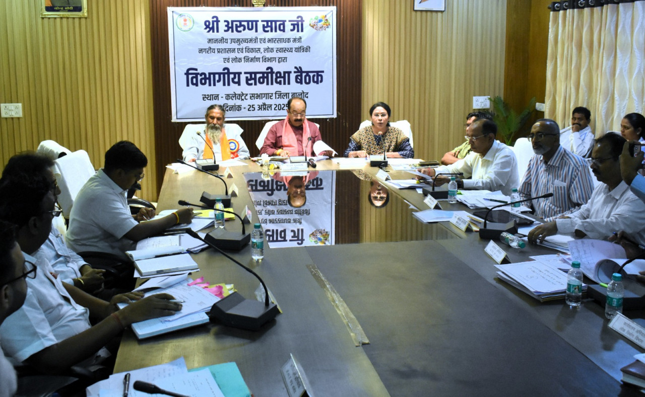 गंभीरता और सक्रियता से काम करें अधिकारी, कोताही बर्दाश्त नहीं की जाएगी – अरुण साव