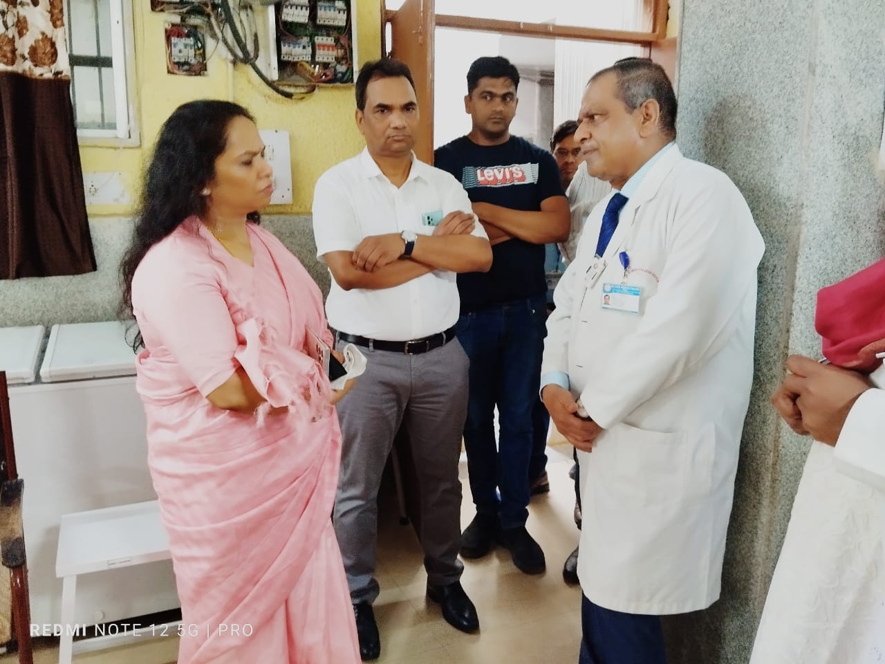 आयुक्त चिकित्सा शिक्षा श्रीमती शिखा राजपूत तिवारी ने अम्बेडकर अस्पताल का किया निरीक्षण