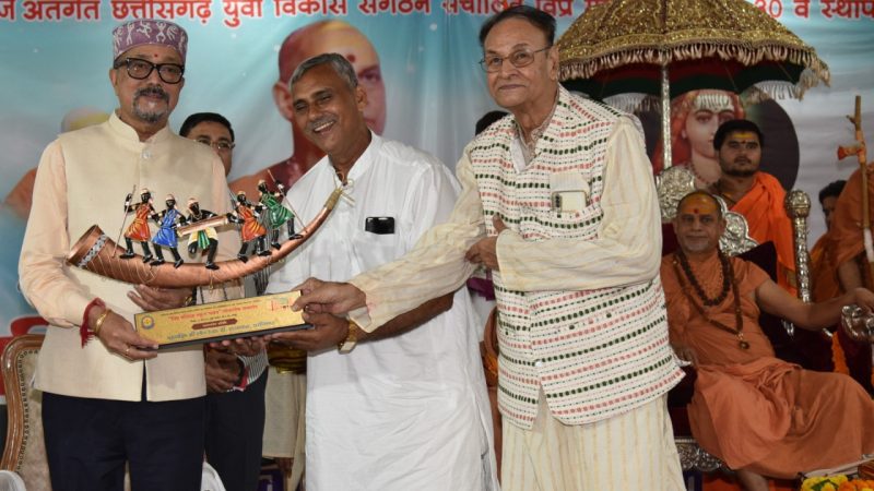 शिक्षा का उद्देश्य संस्कार और सेवा होना चाहिए – राज्यपाल रमेन डेका