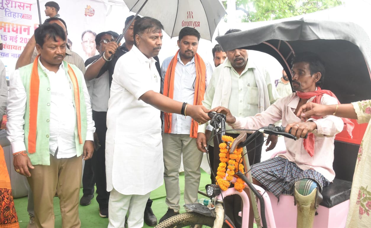 सुशासन तिहार में दिव्यांग रामूराम की समस्या पर हुई त्वरित सुनवाई