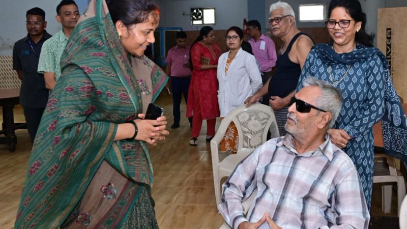 बुजुर्गों के सम्मान और कल्याण के लिए साय सरकार है प्रतिबद्ध: मंत्री लक्ष्मी राजवाड़े