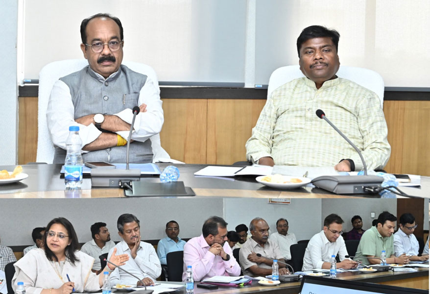 एक पेड़ मां के नाम 2.0 में लगाए जाएंगे 2.75 करोड़ पौधे