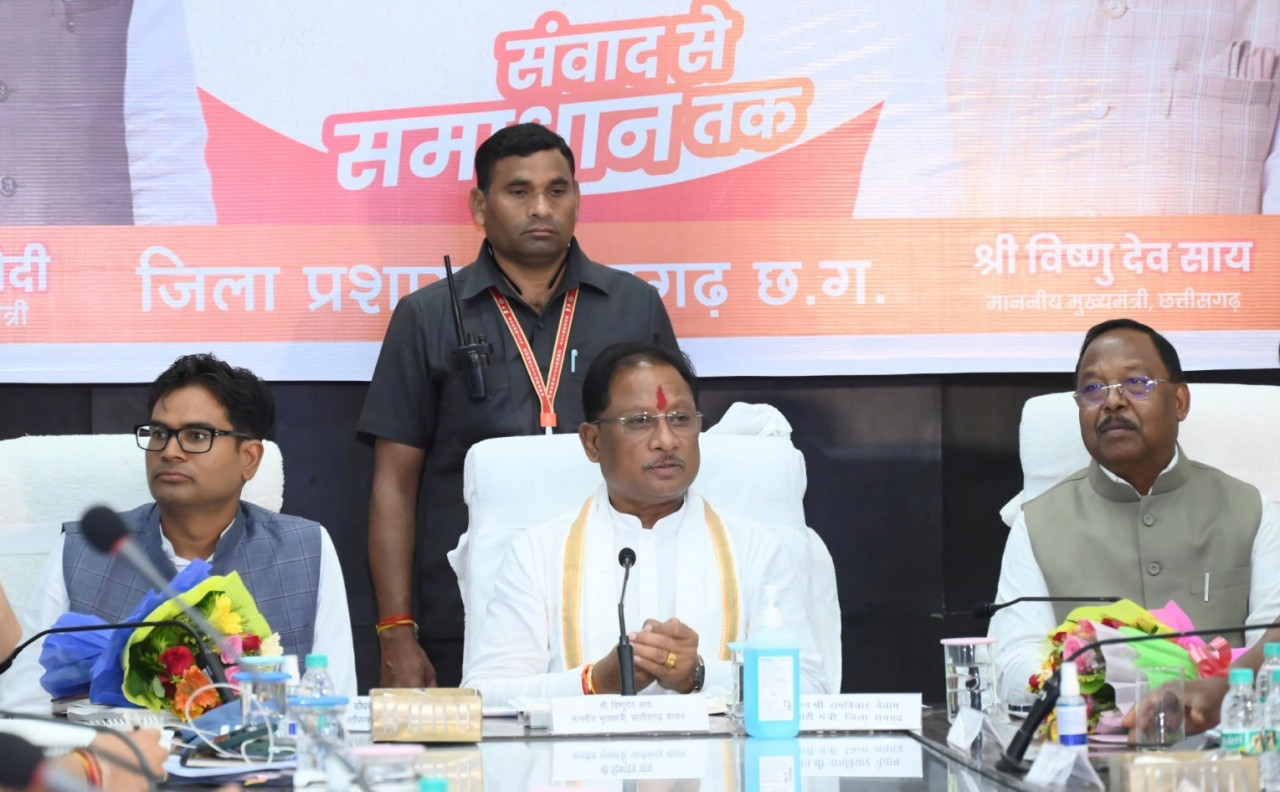 राजस्व अभिलेखों में जिस अधिकारी के लॉगिन से त्रुटिपूर्ण प्रविष्ठि होगी, उस पर होगी कड़ी कार्रवाई : मुख्यमंत्री विष्णु देव साय