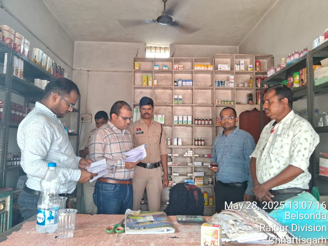 औषधि परीक्षण में 05 दवाएं अमानक, नशीली दवाओं के खिलाफ छापेमारी तेज