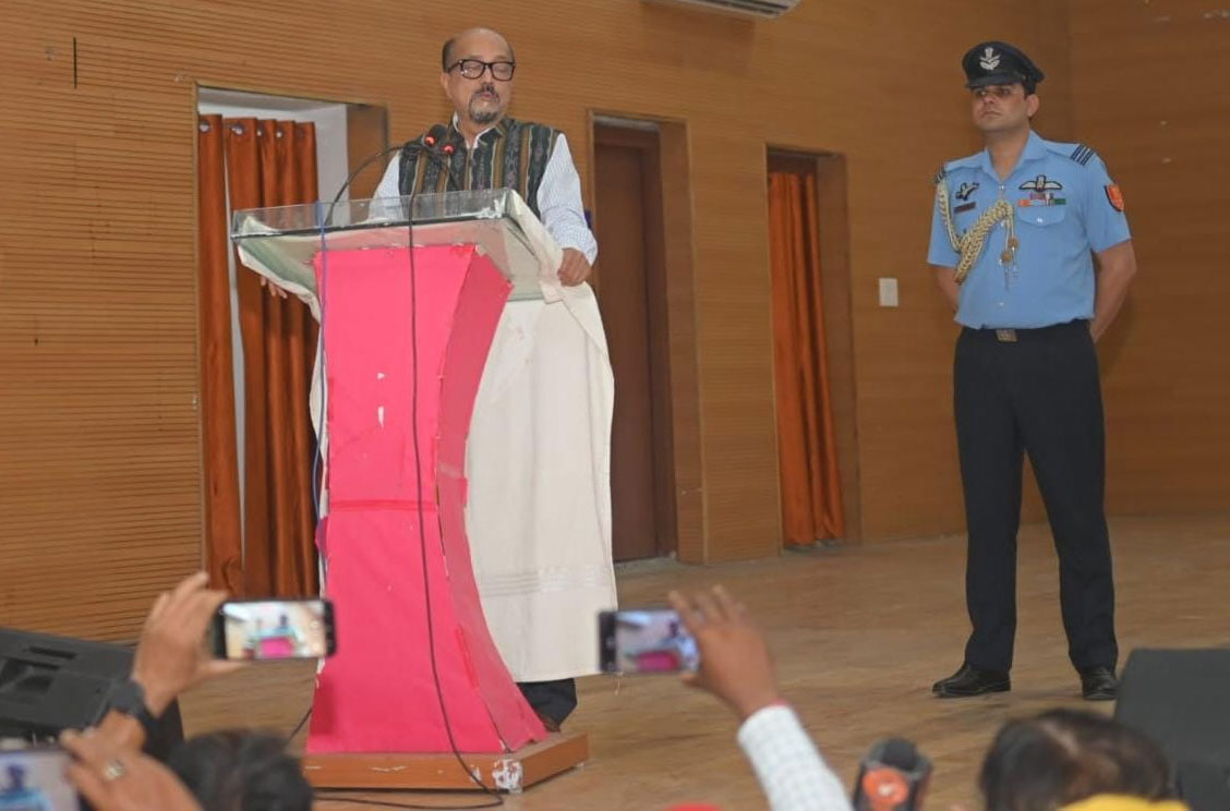 सीमा की सुरक्षा प्रत्येक नागरिक का कर्तव्य: राज्यपाल रमेन डेका