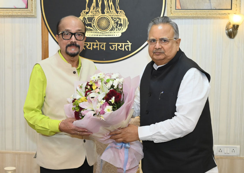 राज्यपाल डेका से विधानसभा अध्यक्ष डॉ. सिंह ने की सौजन्य भेंट