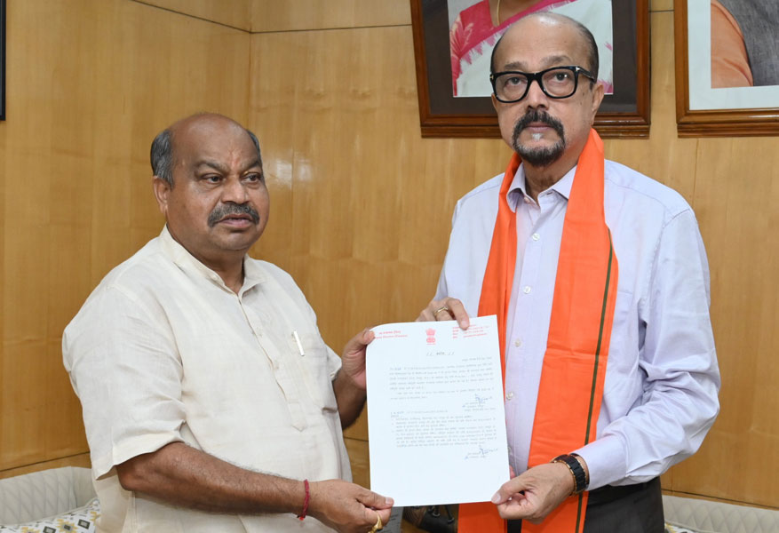 राज्यपाल डेका ने रथ यात्रा महोत्सव के लिए दिए 1 लाख रूपए स्वेच्छानुदान