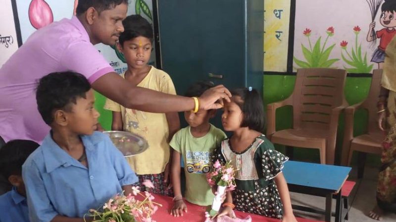 जून से खुले स्कूलों के पट, पहले दिन पहुंचे बच्चों का हुआ स्वागत