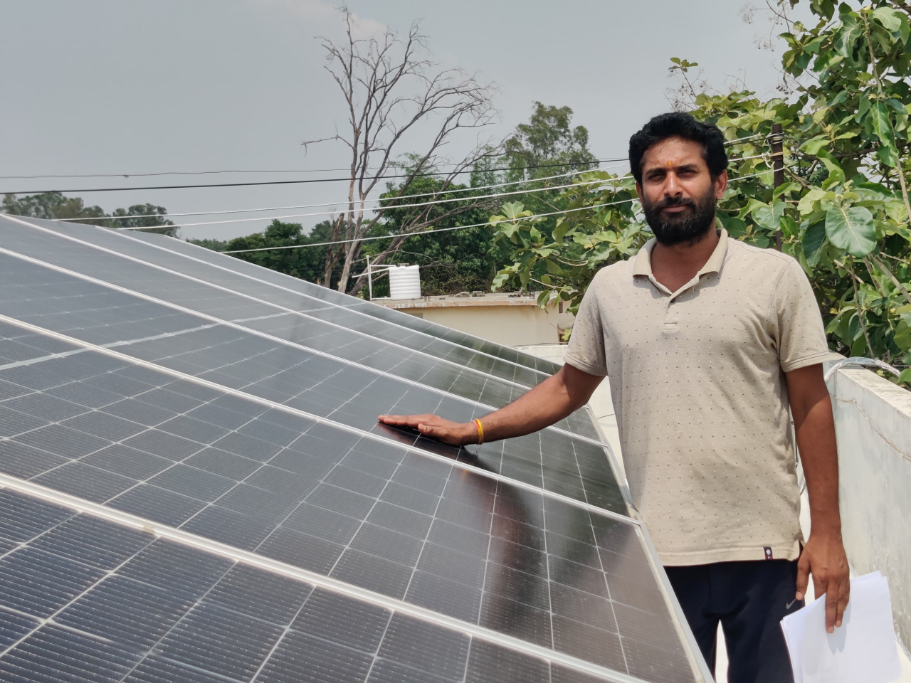 पीएम सूर्य घर योजना से ओमप्रकाश उपाध्याय को मिली ऊर्जा स्वतंत्रता