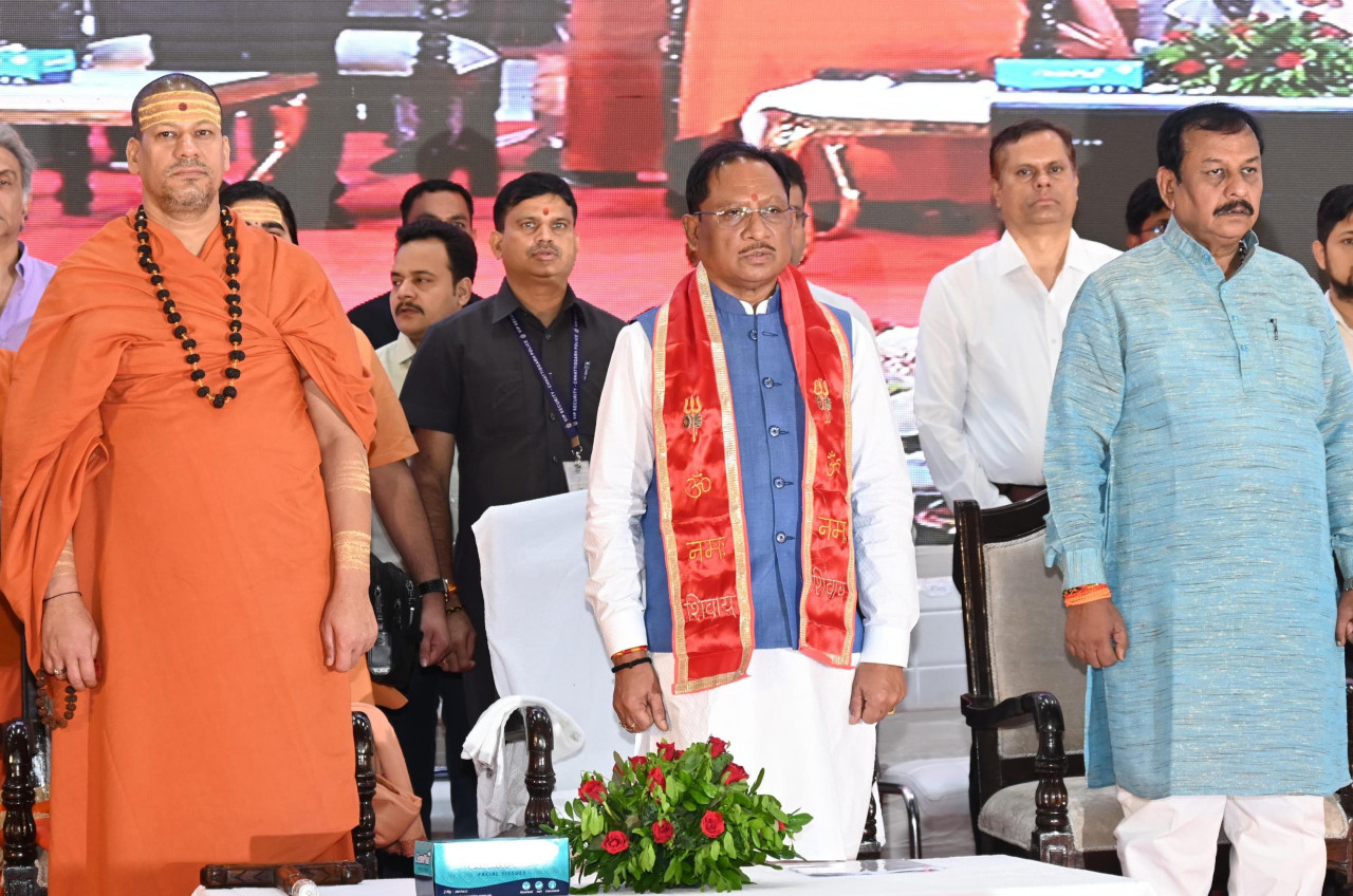 मुख्यमंत्री साय ने नवनिर्मित आधुनिक आयुर्वेदिक प्रसंस्करण इकाई और केन्द्रीय भंडार गृह परिसर का किया लोकार्पण