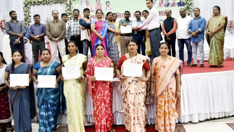 मुख्यमंत्री साय ने दी बधाई : बस्तर को आकांक्षी जिला श्रेणी में मिला राज्य स्तरीय गोल्ड मेडल तोकापाल विकासखंड को मिला कांस्य पदक