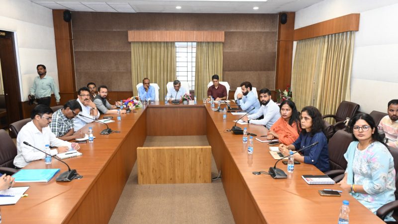 राज्य में भू-अभिलेखों के डिजिटलीकरण पर दिया ज़ोर