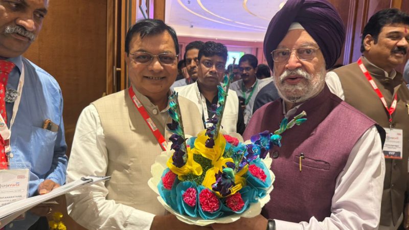 उद्योग मंत्री देवांगन ने नागपुर-झारसुगुड़ा नेचुरल गैस पाइपलाइन के काम को तेजी से पूर्ण कराने का किया आग्रह