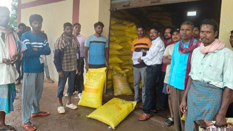 छत्तीसगढ़ में खरीफ सीजन के लिए उर्वरकों का व्यापक भंडारण और वितरण जारी