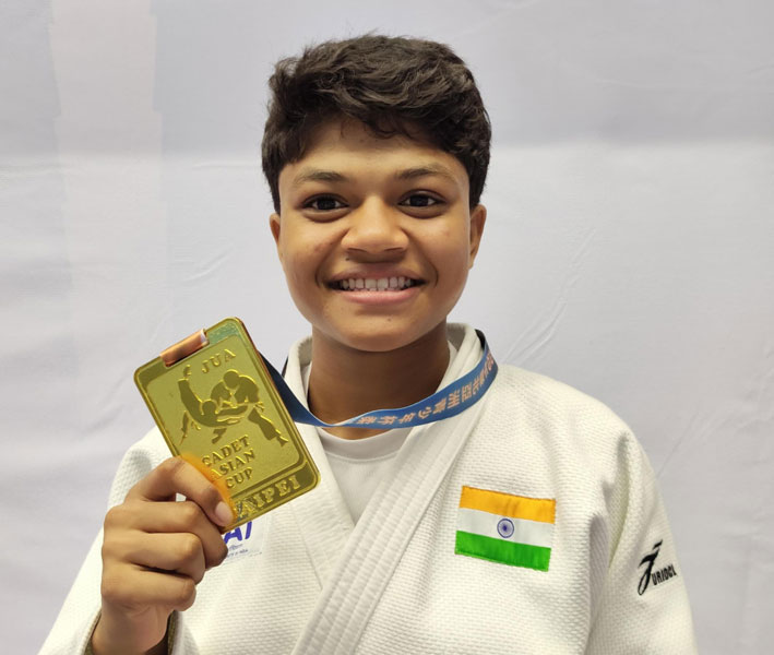 कोण्डागांव की बालिका ने ताईवान में अंतर्राष्ट्रीय स्तर पर गोल्ड मेडल जीतकर रचा इतिहास – मुख्यमंत्री विष्णु देव साय ने दी बधाई