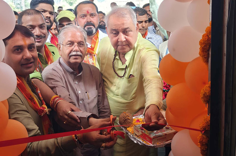 श्री रामलला दर्शन योजना के अंतर्गत बिलासपुर संभाग के 850 श्रद्धालुओं का जत्था अयोध्या धाम के लिए हुआ रवाना