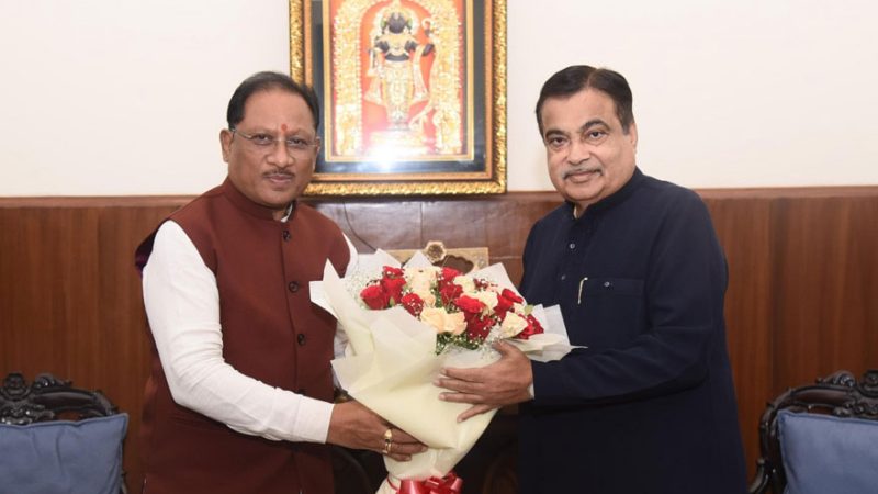 केंद्रीय मंत्री नितिन गडकरी से मिले मुख्यमंत्री विष्णुदेव साय
